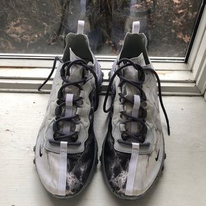 Nike Nikereact white/black athletic shoes Sz 8.5